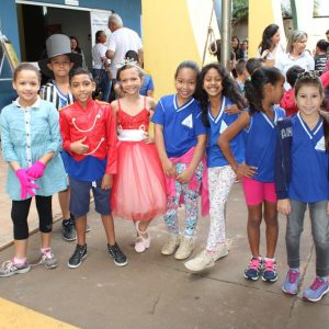 Secretaria de Educação e Cultura promove II Visita Patrimonial à Biblioteca Municipal (7) Secretaria de Educação e Cultura promove II Visita Patrimonial à Biblioteca Municipal (7)