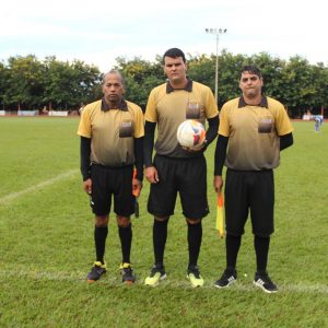 Vila Nova e Vitória lideram o 39º Campeonato de Futebol Amador Vila Nova e Vitória lideram o 39º Campeonato de Futebol Amador
