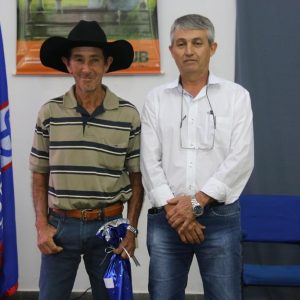 XXII Simpósio de Pecuária de Leite reúne membros do setor (19) XXII Simpósio de Pecuária de Leite reúne membros do setor (19)