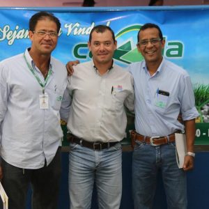 XXII Simpósio de Pecuária de Leite reúne membros do setor (2) XXII Simpósio de Pecuária de Leite reúne membros do setor (2)