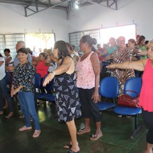 CRAS João Pinheiro da Silva comemora o Dia das Mães com famílias beneficiadas no bairro Vila Rica e em Chaveslândia (44) CRAS João Pinheiro da Silva comemora o Dia das Mães com famílias beneficiadas no bairro Vila Rica e em Chaveslândia (44)