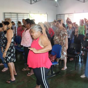 CRAS João Pinheiro da Silva comemora o Dia das Mães com famílias beneficiadas no bairro Vila Rica e em Chaveslândia (49) CRAS João Pinheiro da Silva comemora o Dia das Mães com famílias beneficiadas no bairro Vila Rica e em Chaveslândia (49)