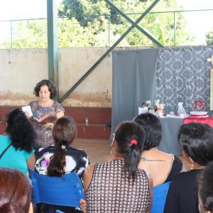 CRAS João Pinheiro da Silva comemora o Dia das Mães com famílias beneficiadas no bairro Vila Rica e em Chaveslândia (9) CRAS João Pinheiro da Silva comemora o Dia das Mães com famílias beneficiadas no bairro Vila Rica e em Chaveslândia (9)