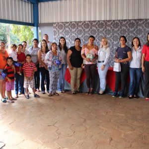 Cras Geni Braga da Silva homenageia e comemora o Dia das Mães (11) Cras Geni Braga da Silva homenageia e comemora o Dia das Mães (11)