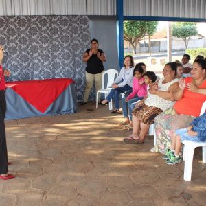 Cras Geni Braga da Silva homenageia e comemora o Dia das Mães (7) Cras Geni Braga da Silva homenageia e comemora o Dia das Mães (7)