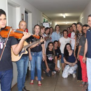 Em Santa Vitória, Dia das Mães foi comemorado em vários setores públicos (17)