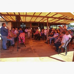 Prefeitura entrega patrulha mecanizada para duas comunidades rurais (2) Prefeitura entrega patrulha mecanizada para duas comunidades rurais (2)