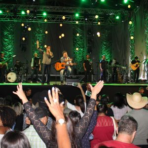 Prefeitura inicia comemorações pelo aniversário de Santa Vitória no distrito de Perdilândia (125) Prefeitura inicia comemorações pelo aniversário de Santa Vitória no distrito de Perdilândia (125)