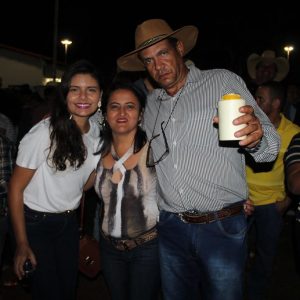 Prefeitura inicia comemorações pelo aniversário de Santa Vitória no distrito de Perdilândia (126) Prefeitura inicia comemorações pelo aniversário de Santa Vitória no distrito de Perdilândia (126)