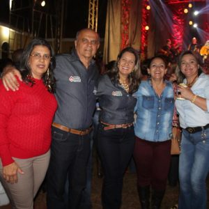 Prefeitura inicia comemorações pelo aniversário de Santa Vitória no distrito de Perdilândia (127) Prefeitura inicia comemorações pelo aniversário de Santa Vitória no distrito de Perdilândia (127)