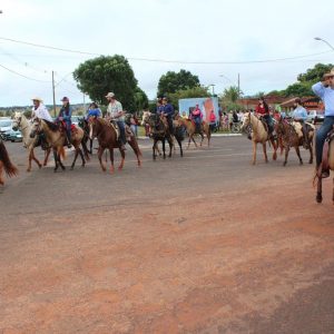 Prefeitura inicia comemorações pelo aniversário de Santa Vitória no distrito de Perdilândia (170) Prefeitura inicia comemorações pelo aniversário de Santa Vitória no distrito de Perdilândia (170)