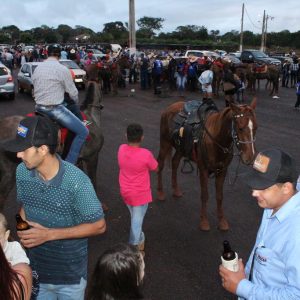 Prefeitura inicia comemorações pelo aniversário de Santa Vitória no distrito de Perdilândia (192) Prefeitura inicia comemorações pelo aniversário de Santa Vitória no distrito de Perdilândia (192)