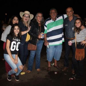 Prefeitura inicia comemorações pelo aniversário de Santa Vitória no distrito de Perdilândia (206) Prefeitura inicia comemorações pelo aniversário de Santa Vitória no distrito de Perdilândia (206)