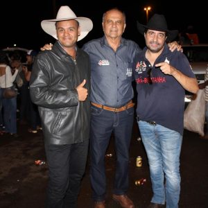 Prefeitura inicia comemorações pelo aniversário de Santa Vitória no distrito de Perdilândia (208) Prefeitura inicia comemorações pelo aniversário de Santa Vitória no distrito de Perdilândia (208)