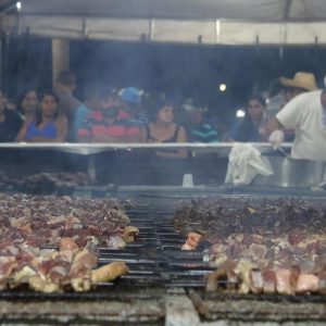 Prefeitura inicia comemorações pelo aniversário de Santa Vitória no distrito de Perdilândia (212) Prefeitura inicia comemorações pelo aniversário de Santa Vitória no distrito de Perdilândia (212)