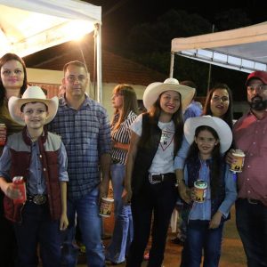 Prefeitura inicia comemorações pelo aniversário de Santa Vitória no distrito de Perdilândia (231) Prefeitura inicia comemorações pelo aniversário de Santa Vitória no distrito de Perdilândia (231)