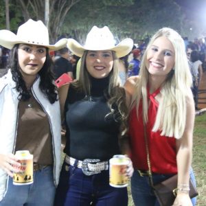 Prefeitura inicia comemorações pelo aniversário de Santa Vitória no distrito de Perdilândia (234) Prefeitura inicia comemorações pelo aniversário de Santa Vitória no distrito de Perdilândia (234)