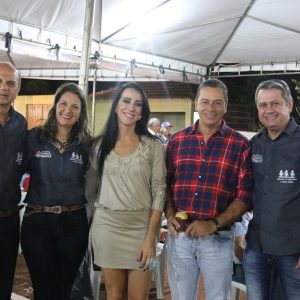 Prefeitura inicia comemorações pelo aniversário de Santa Vitória no distrito de Perdilândia (243) Prefeitura inicia comemorações pelo aniversário de Santa Vitória no distrito de Perdilândia (243)