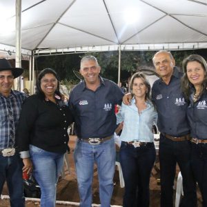 Prefeitura inicia comemorações pelo aniversário de Santa Vitória no distrito de Perdilândia (245) Prefeitura inicia comemorações pelo aniversário de Santa Vitória no distrito de Perdilândia (245)