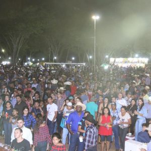 Prefeitura inicia comemorações pelo aniversário de Santa Vitória no distrito de Perdilândia (264) Prefeitura inicia comemorações pelo aniversário de Santa Vitória no distrito de Perdilândia (264)