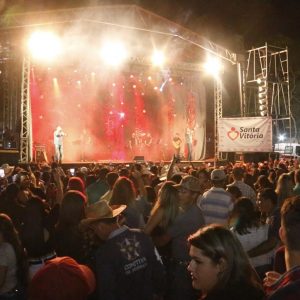 Prefeitura inicia comemorações pelo aniversário de Santa Vitória no distrito de Perdilândia (27) Prefeitura inicia comemorações pelo aniversário de Santa Vitória no distrito de Perdilândia (27)