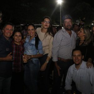 Prefeitura inicia comemorações pelo aniversário de Santa Vitória no distrito de Perdilândia (28) Prefeitura inicia comemorações pelo aniversário de Santa Vitória no distrito de Perdilândia (28)