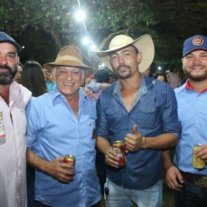 Prefeitura inicia comemorações pelo aniversário de Santa Vitória no distrito de Perdilândia (283) Prefeitura inicia comemorações pelo aniversário de Santa Vitória no distrito de Perdilândia (283)