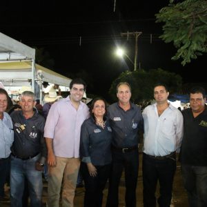 Prefeitura inicia comemorações pelo aniversário de Santa Vitória no distrito de Perdilândia (284) Prefeitura inicia comemorações pelo aniversário de Santa Vitória no distrito de Perdilândia (284)