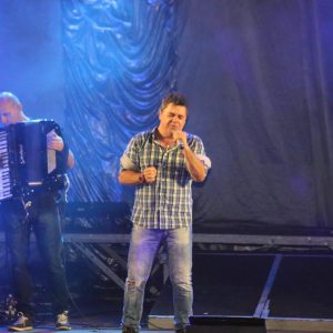 Prefeitura inicia comemorações pelo aniversário de Santa Vitória no distrito de Perdilândia (297) Prefeitura inicia comemorações pelo aniversário de Santa Vitória no distrito de Perdilândia (297)