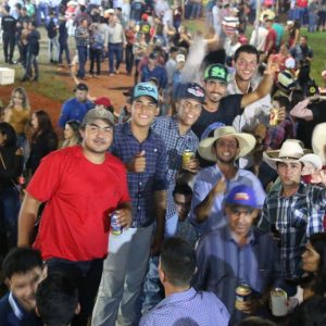 Prefeitura inicia comemorações pelo aniversário de Santa Vitória no distrito de Perdilândia (300) Prefeitura inicia comemorações pelo aniversário de Santa Vitória no distrito de Perdilândia (300)