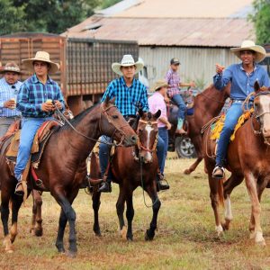 Prefeitura inicia comemorações pelo aniversário de Santa Vitória no distrito de Perdilândia (319) Prefeitura inicia comemorações pelo aniversário de Santa Vitória no distrito de Perdilândia (319)