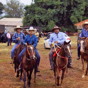 Prefeitura inicia comemorações pelo aniversário de Santa Vitória no distrito de Perdilândia (321) Prefeitura inicia comemorações pelo aniversário de Santa Vitória no distrito de Perdilândia (321)