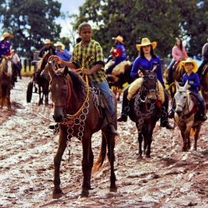 Prefeitura inicia comemorações pelo aniversário de Santa Vitória no distrito de Perdilândia (356) Prefeitura inicia comemorações pelo aniversário de Santa Vitória no distrito de Perdilândia (356)