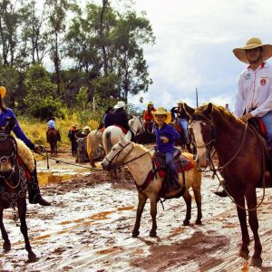 Prefeitura inicia comemorações pelo aniversário de Santa Vitória no distrito de Perdilândia (357) Prefeitura inicia comemorações pelo aniversário de Santa Vitória no distrito de Perdilândia (357)