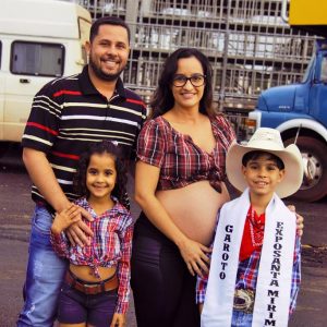 Prefeitura inicia comemorações pelo aniversário de Santa Vitória no distrito de Perdilândia (4) Prefeitura inicia comemorações pelo aniversário de Santa Vitória no distrito de Perdilândia (4)