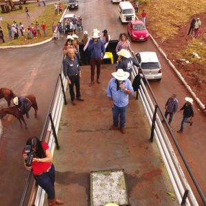 Prefeitura inicia comemorações pelo aniversário de Santa Vitória no distrito de Perdilândia (50) Prefeitura inicia comemorações pelo aniversário de Santa Vitória no distrito de Perdilândia (50)