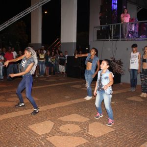 Prefeitura promove Festa do Trabalhador com shows e apresentações culturais do município (10)