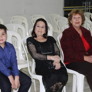 Secretário de Aquicultura representa Prefeitura na Solenidade de Abertura da Oficina de Arte do Lions Clube de Santa Vitória (12) Secretário de Aquicultura representa Prefeitura na Solenidade de Abertura da Oficina de Arte do Lions Clube de Santa Vitória (12)