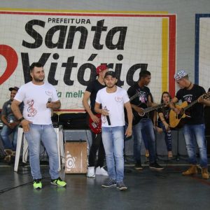 Solenidade de abertura da Etapa Microrregional dos Jogos Escolares de Minas Gerais, em Santa Vitória (17) Solenidade de abertura da Etapa Microrregional dos Jogos Escolares de Minas Gerais, em Santa Vitória (17)