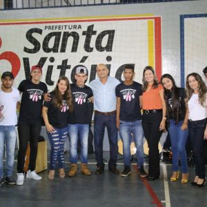 Solenidade de abertura da Etapa Microrregional dos Jogos Escolares de Minas Gerais, em Santa Vitória (25) Solenidade de abertura da Etapa Microrregional dos Jogos Escolares de Minas Gerais, em Santa Vitória (25)