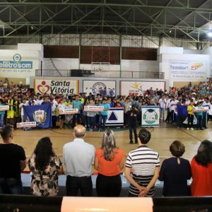 Solenidade de abertura da Etapa Microrregional dos Jogos Escolares de Minas Gerais, em Santa Vitória (39) Solenidade de abertura da Etapa Microrregional dos Jogos Escolares de Minas Gerais, em Santa Vitória (39)