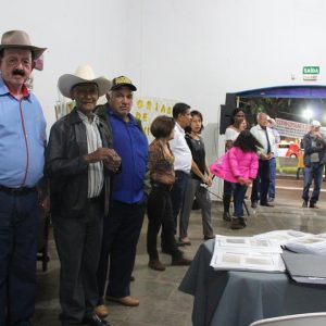 Exposição Cultural “Espaço Memórias de Santa Vitória” (122) Exposição Cultural “Espaço Memórias de Santa Vitória” (122)