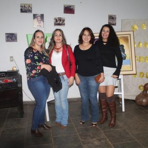 Exposição Cultural “Espaço Memórias de Santa Vitória” (97) Exposição Cultural “Espaço Memórias de Santa Vitória” (97)