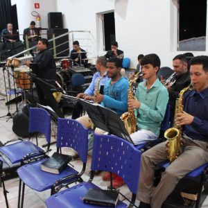 Igreja Assembleia de Deus Missão celebra Culto em Ação de Graças pelos 70 Anos de Santa Vitória (2) Igreja Assembleia de Deus Missão celebra Culto em Ação de Graças pelos 70 Anos de Santa Vitória (2)
