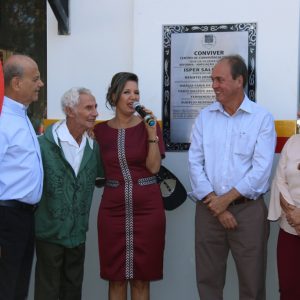 Prefeito Salim Curi e vice Renato entregam realizações no aniversário de Santa Vitória (26)