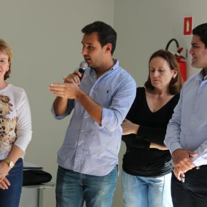 Prefeito Salim Curi e vice Renato entregam realizações no aniversário de Santa Vitória (35)