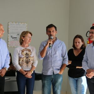 Prefeito Salim Curi e vice Renato entregam realizações no aniversário de Santa Vitória (36)