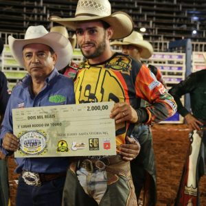 Prefeitura celebra os 70 anos do Município, e em parceria com o Sindicato Rural promove 38ª EXPOSANTA em grande estilo (234)