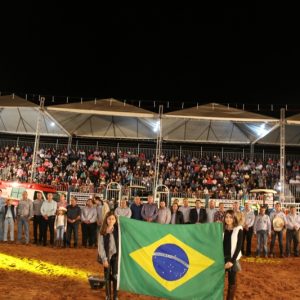 Prefeitura celebra os 70 anos do Município, e em parceria com o Sindicato Rural promove 38ª EXPOSANTA em grande estilo (31)
