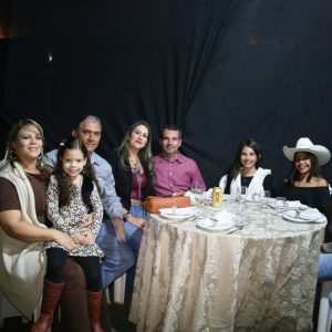 Prefeitura celebra os 70 anos do Município, e em parceria com o Sindicato Rural promove 38ª EXPOSANTA em grande estilo (4)